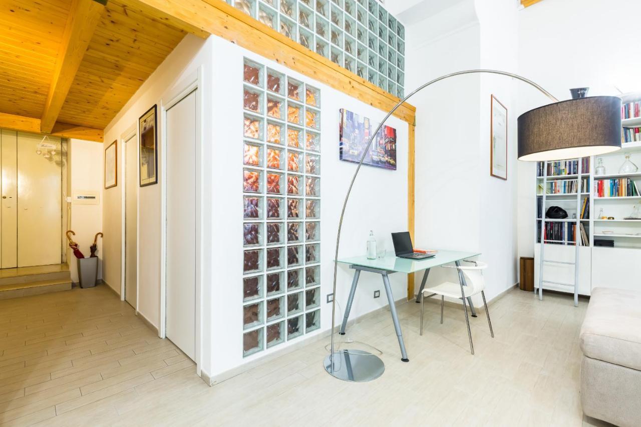 Ma Maison - Family Apartment At The Historical Center Napoli Bagian luar foto