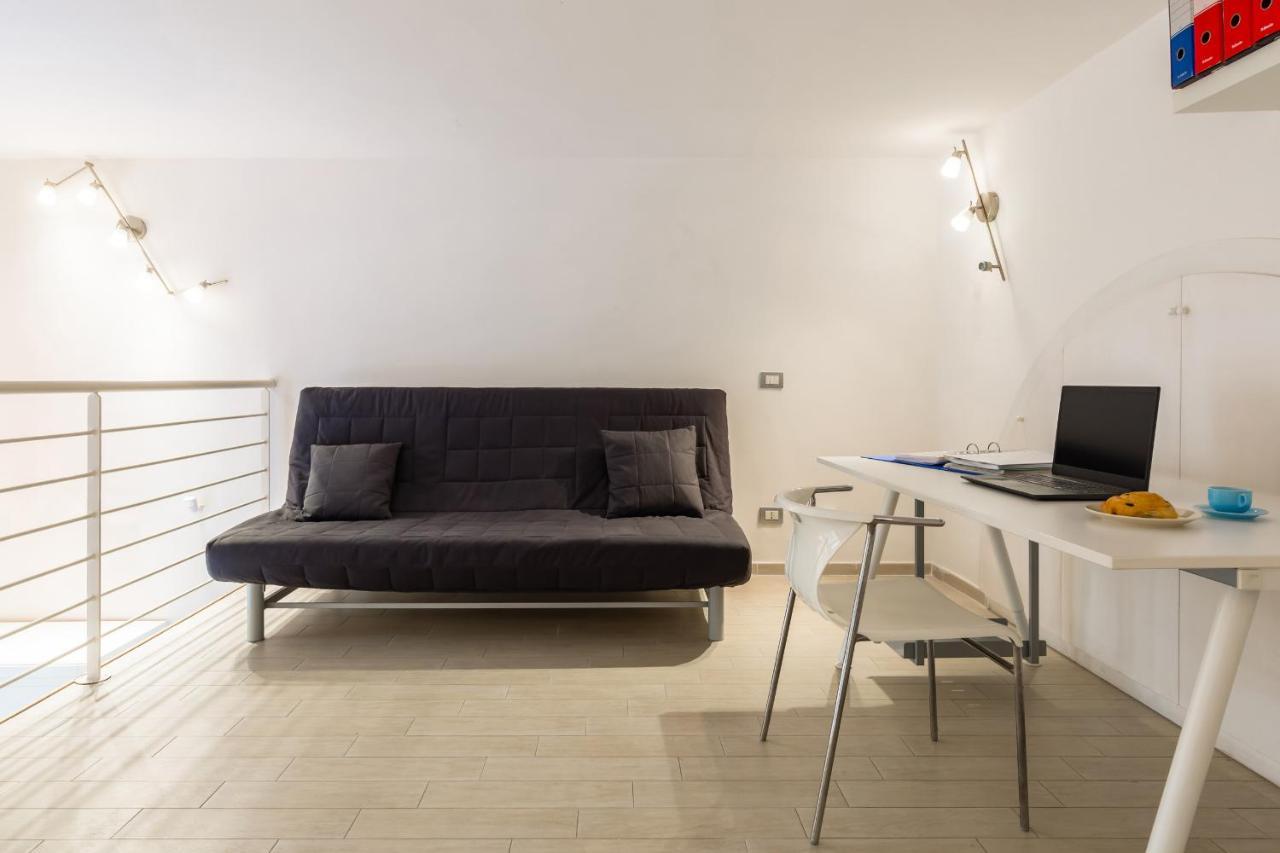 Ma Maison - Family Apartment At The Historical Center Napoli Bagian luar foto