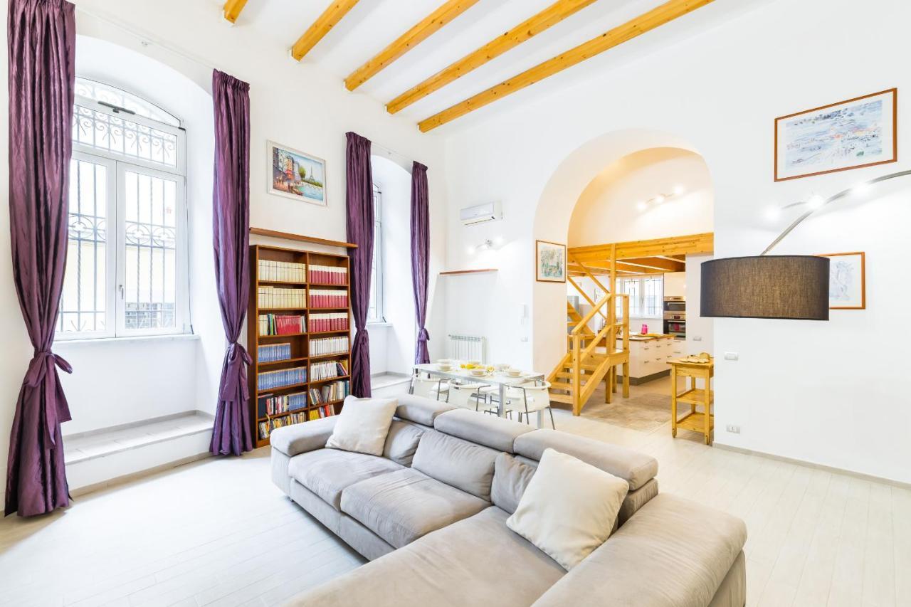 Ma Maison - Family Apartment At The Historical Center Napoli Bagian luar foto