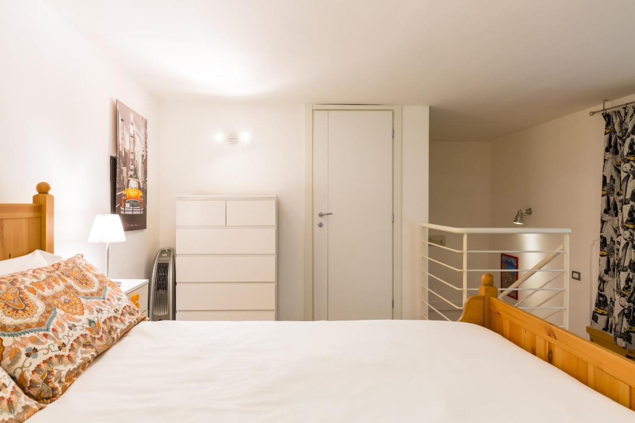 Ma Maison - Family Apartment At The Historical Center Napoli Bagian luar foto